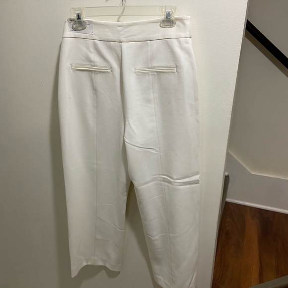NWT Ann Taylor White Straight Leg Crop Pant - Picture 2 of 5